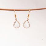 حلقان ذهبية أنيقة